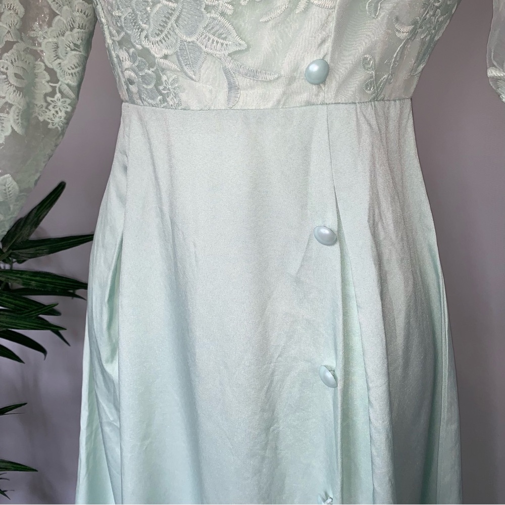 v i n t a g e :: Romantic Floral Lace Embroidered Sheer Maxi Dress - Picture 15 of 16